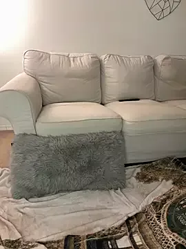 Offline Celinaax on StripChat