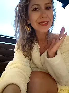 CelynaRoss on StripChat