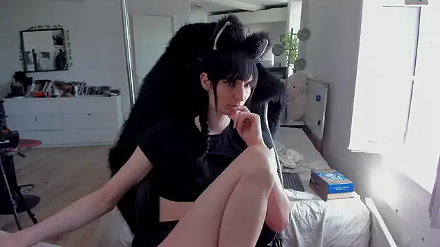 Offline CeriseLapine on StripChat