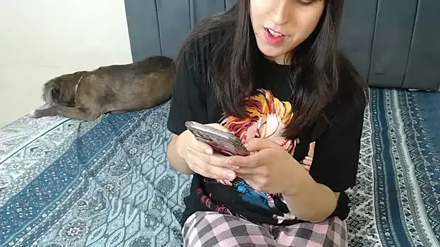 Freechat Chanelsexyy on StripChat