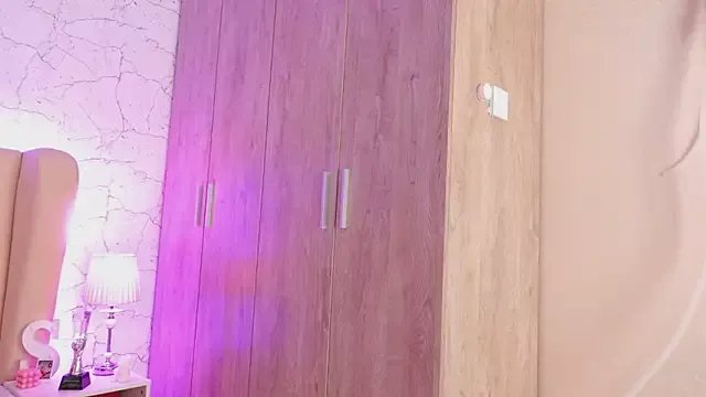 ChannelAngeless on StripChat