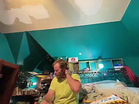 charactrzero on StripChat