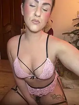 Charleigh_xx — Nip slip