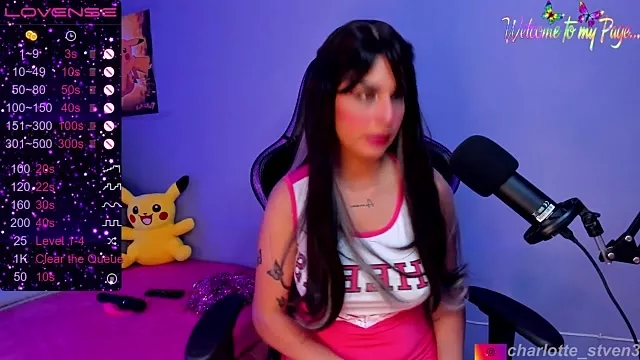 Offline charlotte_stevenss_ on StripChat