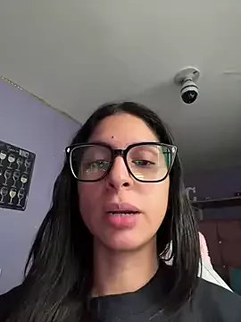 Offline charlotte_stevenss_ on StripChat