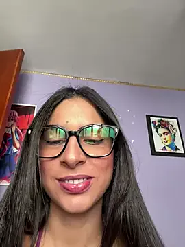 Offline charlotte_stevenss_ on StripChat