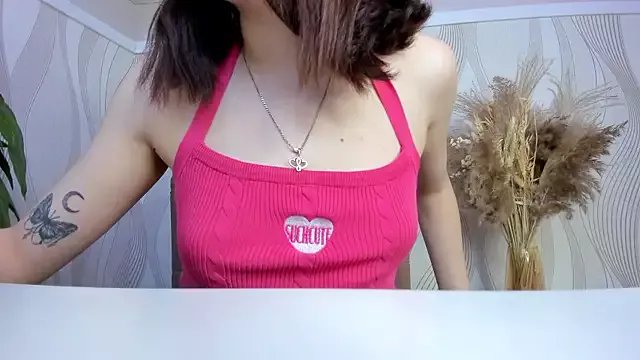 CharlotteMitchell on StripChat