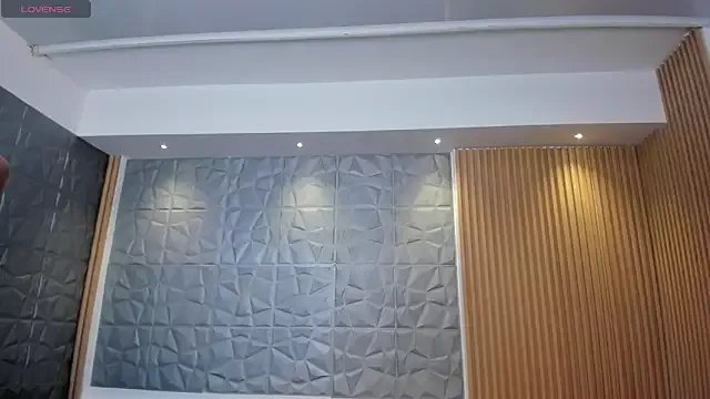 charlottewhitte on StripChat