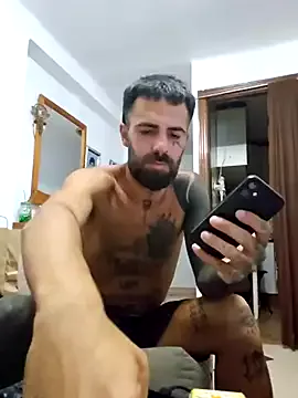 Offline charlye_inkkkk on StripChat