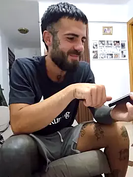 Offline charlye_inkkkk on StripChat