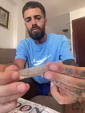 Offline charlye_inkkkk on StripChat