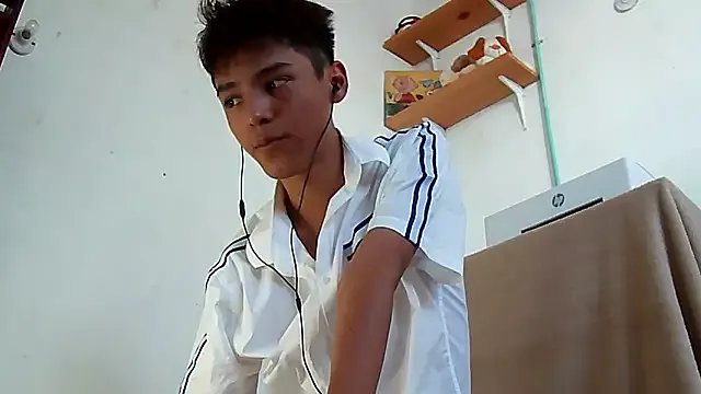 ChavoOT on StripChat