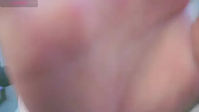 Cherry-26 on StripChat