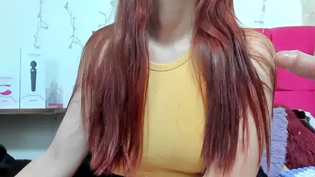 cherry_weet_29 on StripChat