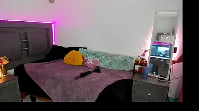 Cherrynoa on StripChat