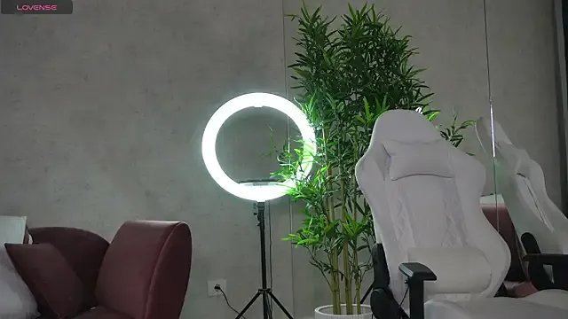 Cherrysweett on StripChat