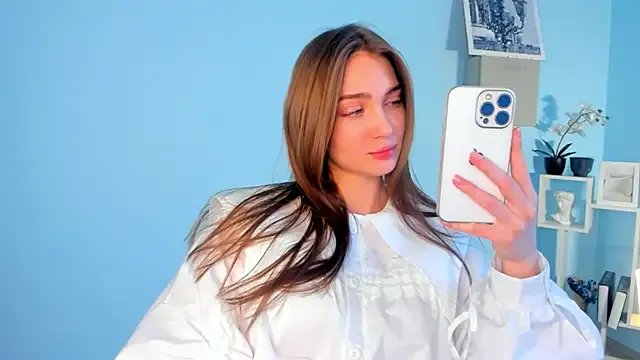 ChiaBakos on StripChat