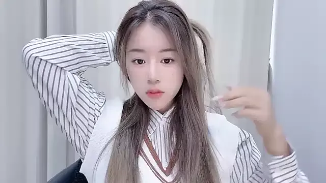 Offline chloe-01 on StripChat