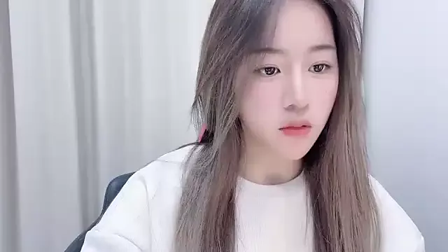 Offline chloe-01 on StripChat