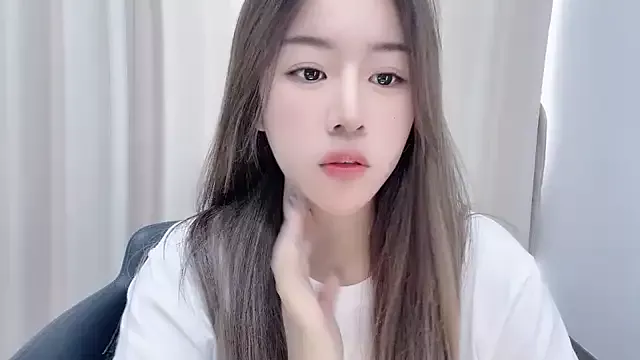 Offline chloe-01 on StripChat