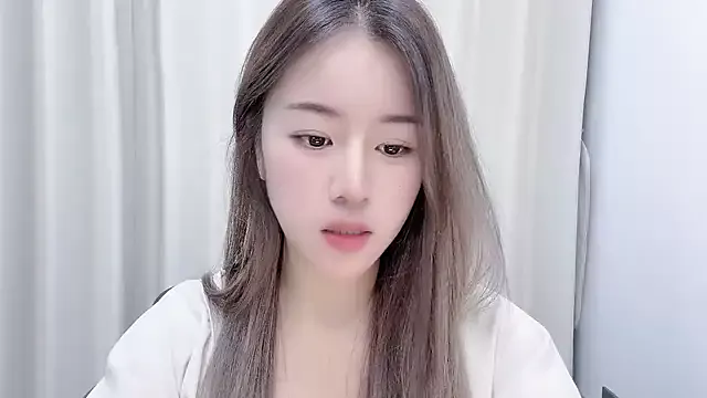 Offline chloe-01 on StripChat