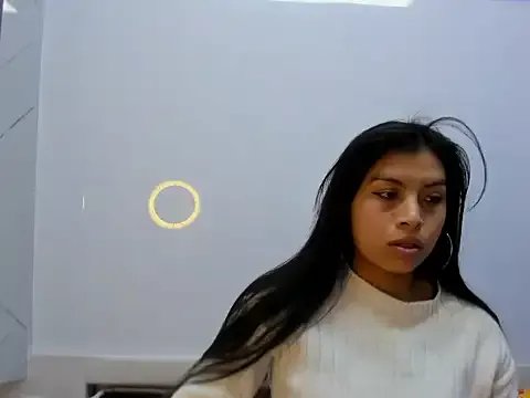 Chloe_Martini on StripChat