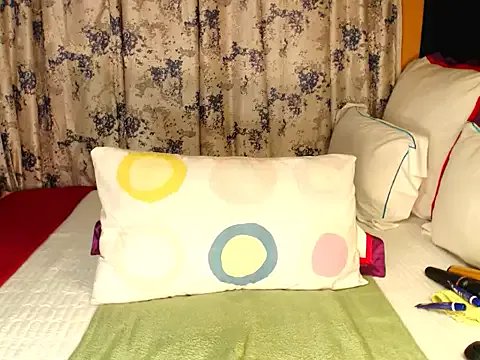 ChloeTyler23 on StripChat