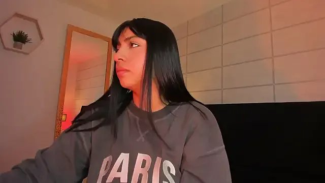 Christine_harper on StripChat