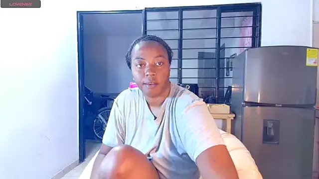 CiaraEbony on StripChat