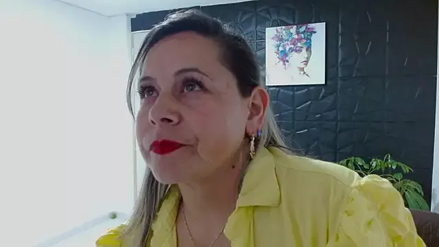 Offline CINTHIA1609 on StripChat