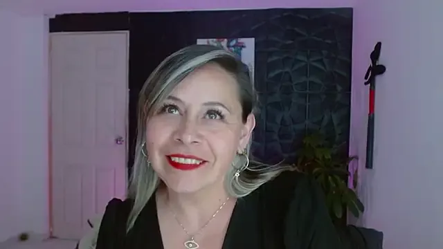 Offline CINTHIA1609 on StripChat