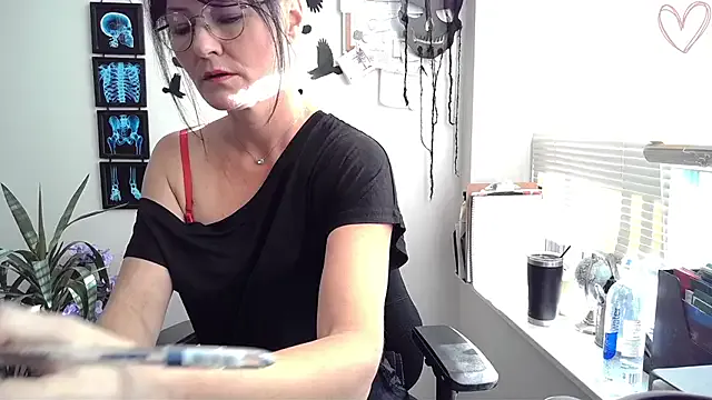 Offline City_Kat on StripChat