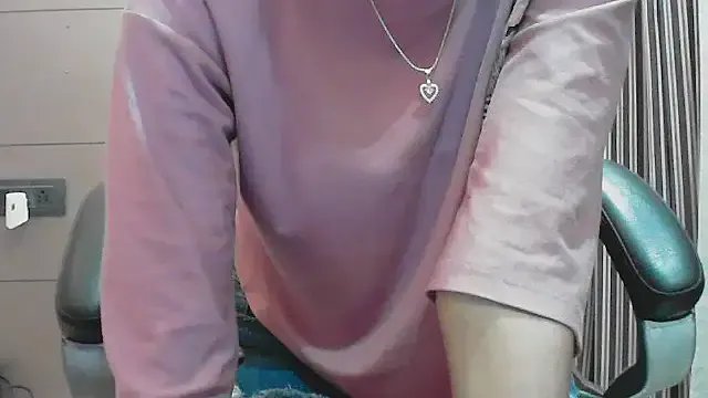 collage_hoty on StripChat