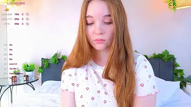 ConstanceHelms on StripChat