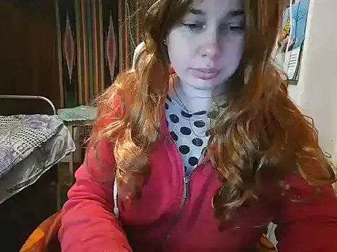 Cora_Maro on StripChat
