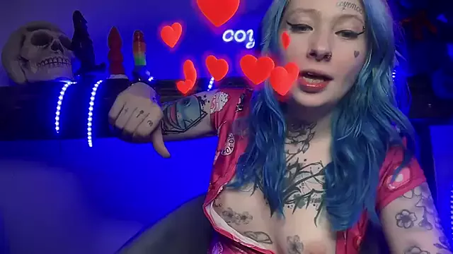 Offline coyemoo on StripChat