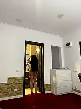 CreamyInkky_ on StripChat