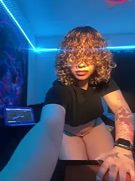 Offline Creolegirl19 on StripChat