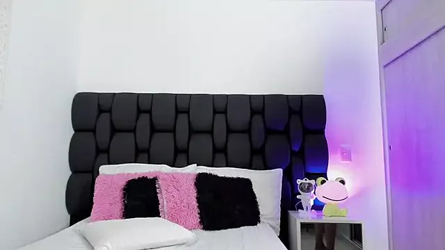 Cristel_Boom on StripChat