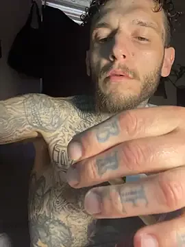 Freechat cruz815 on StripChat