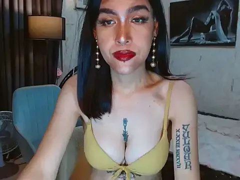 CumEaterLima on StripChat