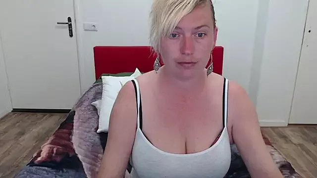 cumfun on StripChat