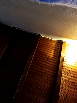 Offline CurlyElisa on StripChat