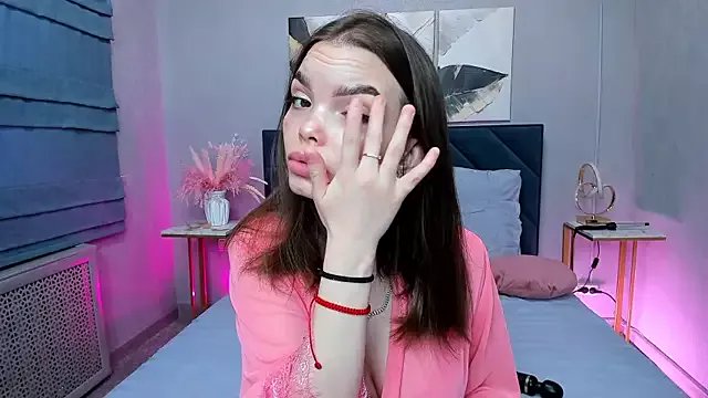 Curvy_Dynamite_ on StripChat