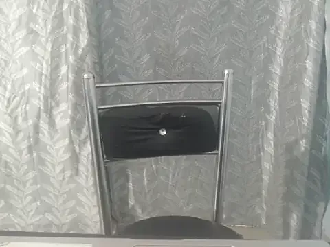 Offline cute-priy on StripChat