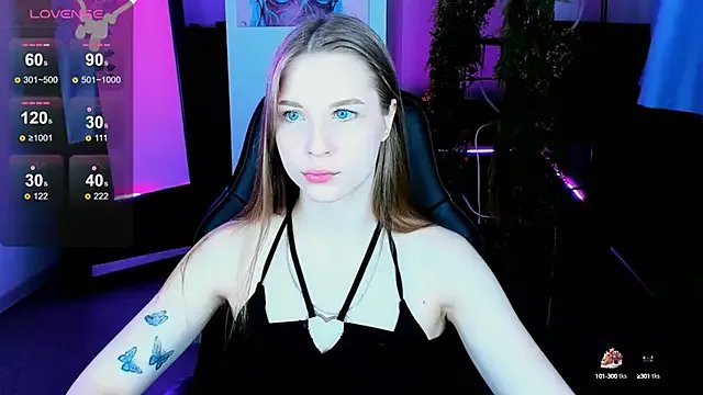 CuteMousee on StripChat