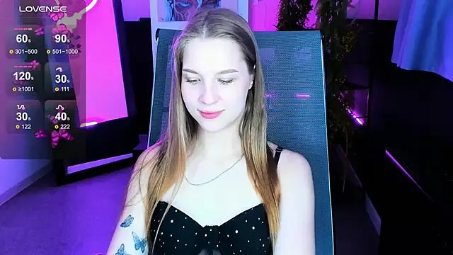 CuteMousee on StripChat