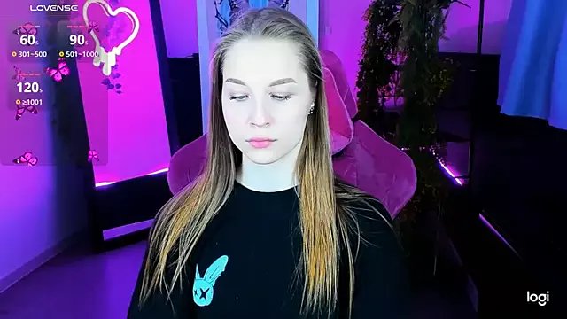 CuteMousee on StripChat