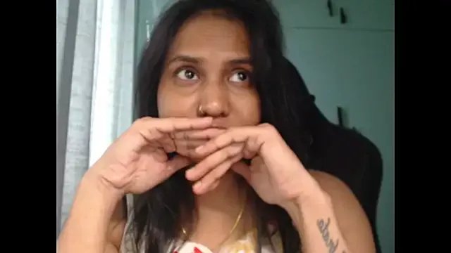 CuteRhea69 on StripChat