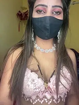 CUTI-NAINA on StripChat